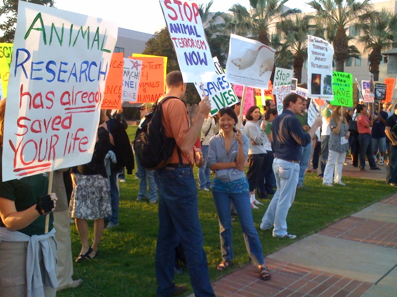 Researchers stand up to defend science